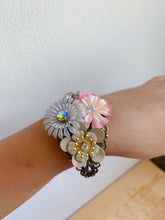 Load image into Gallery viewer, Vintage collection - Spring is here - vintage pink and white flowers - Adjustable bracelet

