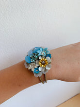Load image into Gallery viewer, Vintage collection - Shades of Blue - vintage blue flowers - Adjustable bracelet
